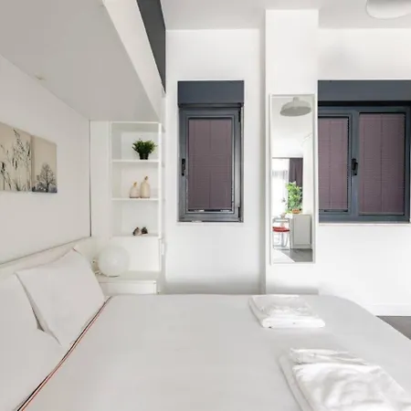 Beautiful W Stunning Views Patio! #371 Istanbul